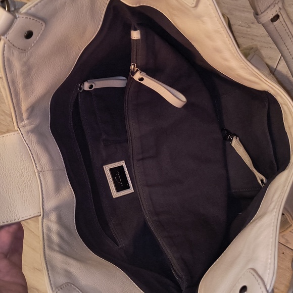 Leather Velvet Purse - Picture 15 of 16